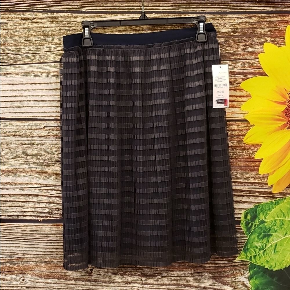 Signature Studio midi skirt size large NWT